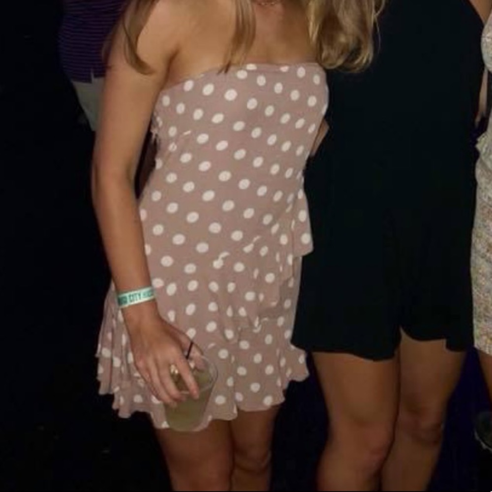 strapless dress